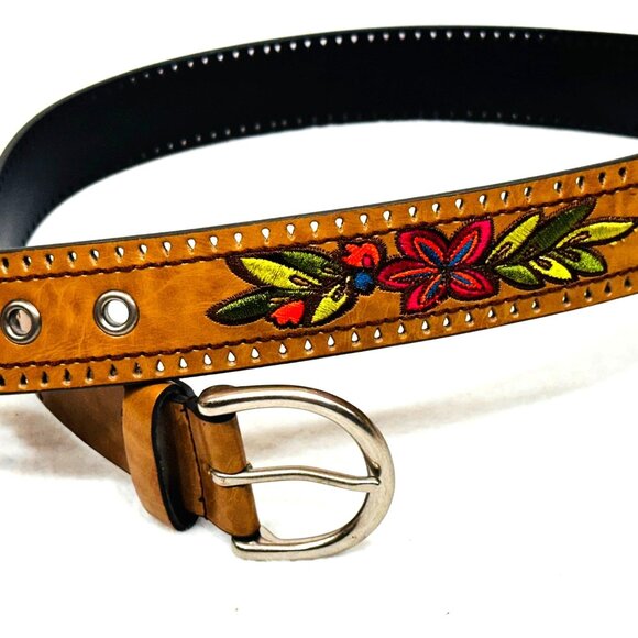RLJ Faux Leather Tan Belt w/Floral Embroidery - Size M - Picture 4 of 7